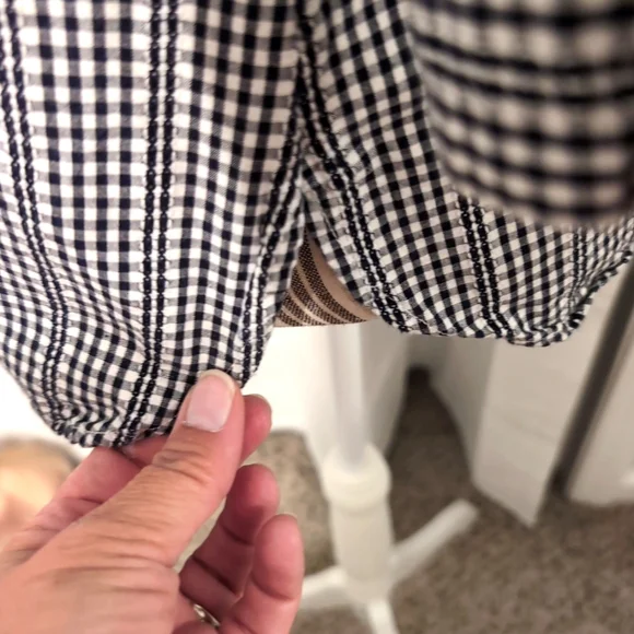 Talbots Women's Black and White‎ Checkered Women's Top Size Small - Picture 6 of 11